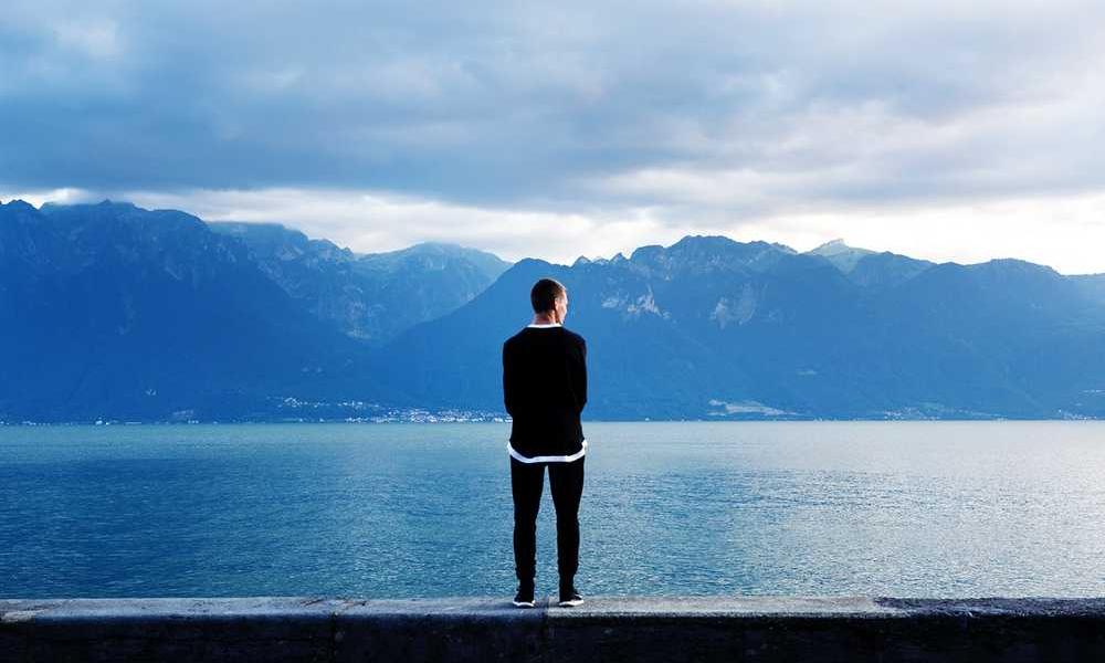 流量卡网上申请后，审核通过到送货上门需要多久？-卡七七