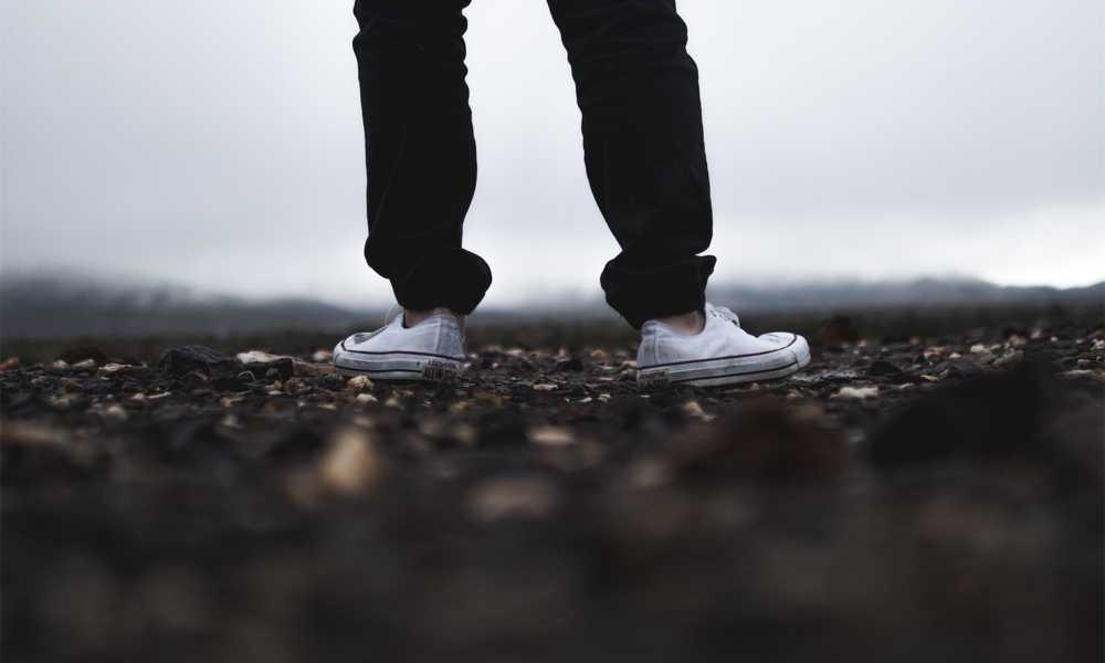 新手机卡为何更易受限制？深入分析其原因-卡七七